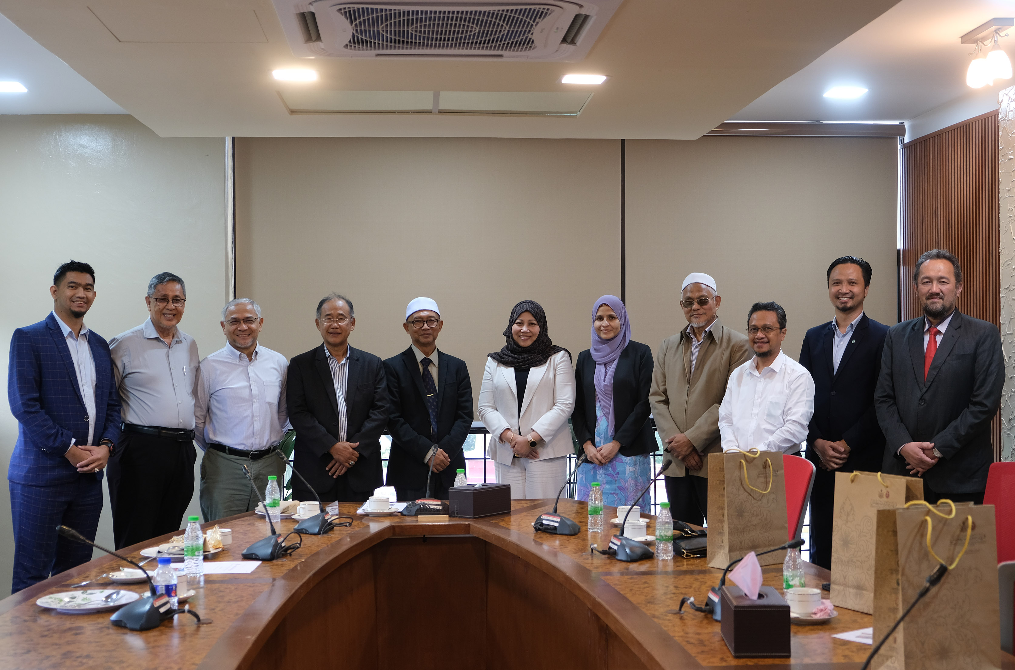 Pencapaian Strategik: Lawatan PETRONAS MPM ke PMBK dan KVSB